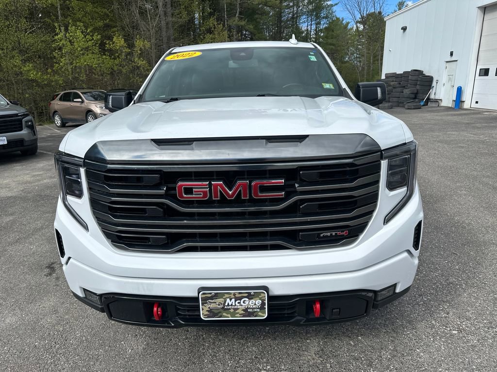 Used 2022 GMC Sierra 1500 AT4 w/ AT4 Preferred Package AWD/4WD image 8
