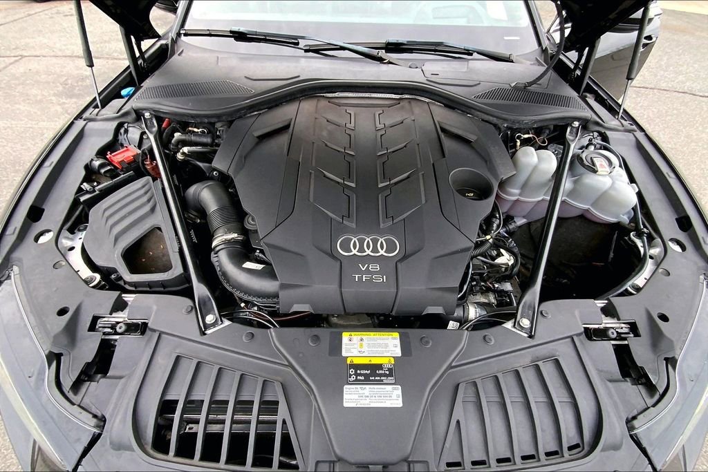 Used 2021 Audi A8 L 4.0T w/ Executive Plus Package image 20