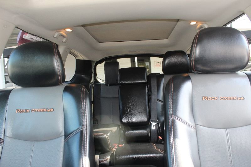 Used 2019 Nissan Pathfinder SL image 13
