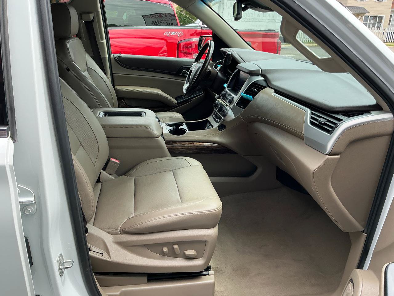 Used 2019 GMC Yukon XL SLT AWD/4WD image 26