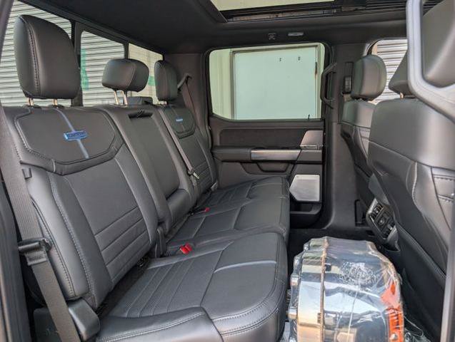 New 2026 Ford F450 Platinum w/ FX4 Off-Road Package AWD/4WD image 58