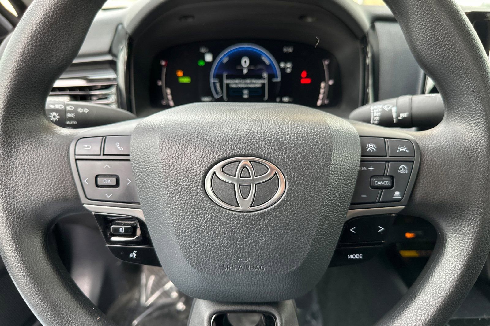 Used 2025 Toyota Camry LE image 22