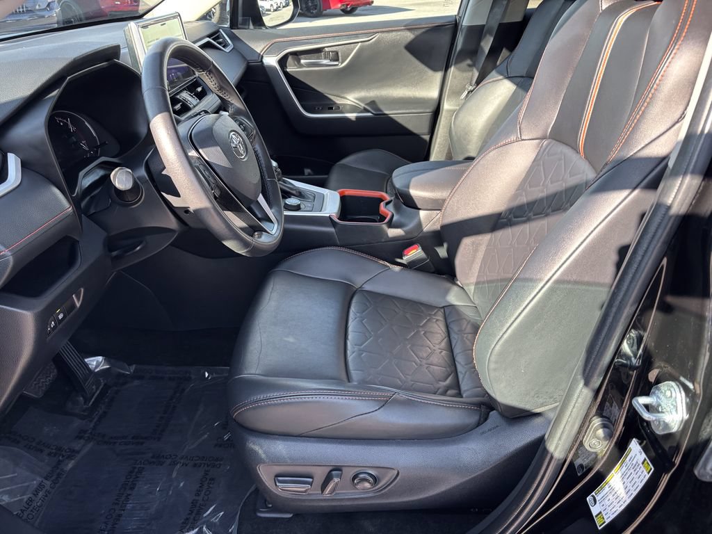 Used 2024 Toyota RAV4 Adventure AWD/4WD image 17