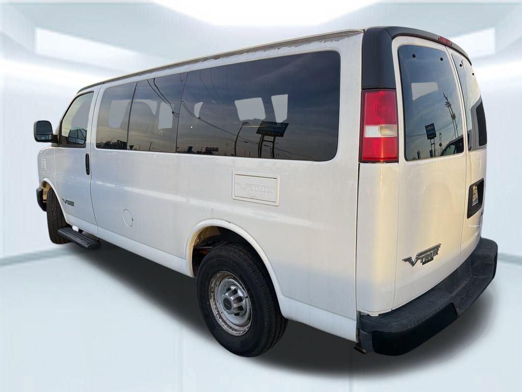 Used 2014 Chevrolet Express 2500 LS image 16