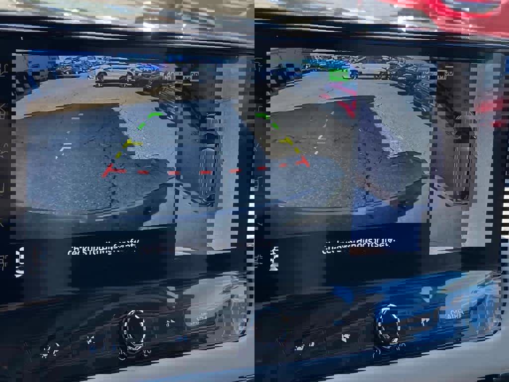 New 2025 Mitsubishi Outlander SE image 11