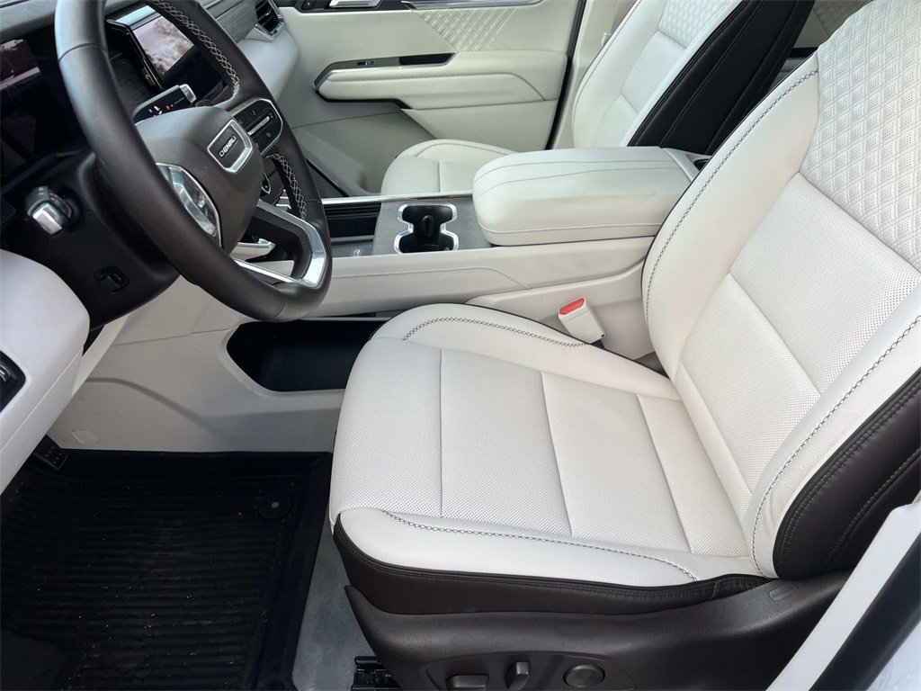 Certified 2024 GMC Acadia Denali w/ LPO, Floor Liner Package image 18