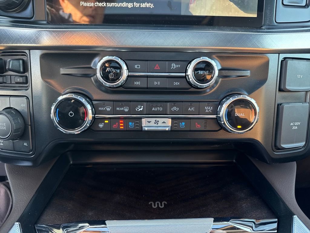 New 2025 Ford F350 King Ranch w/ Chrome Package image 32