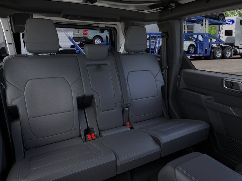 New 2026 Ford Bronco Outer Banks w/ Sasquatch Package AWD/4WD image 11