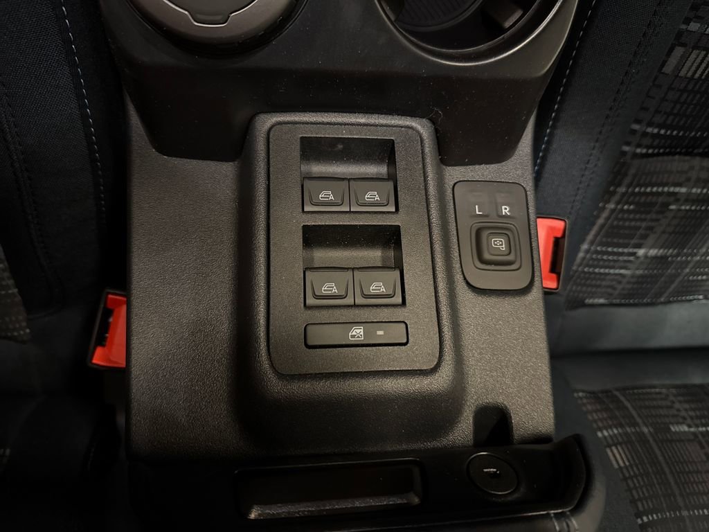 New 2025 Ford Bronco Heritage Edition image 14