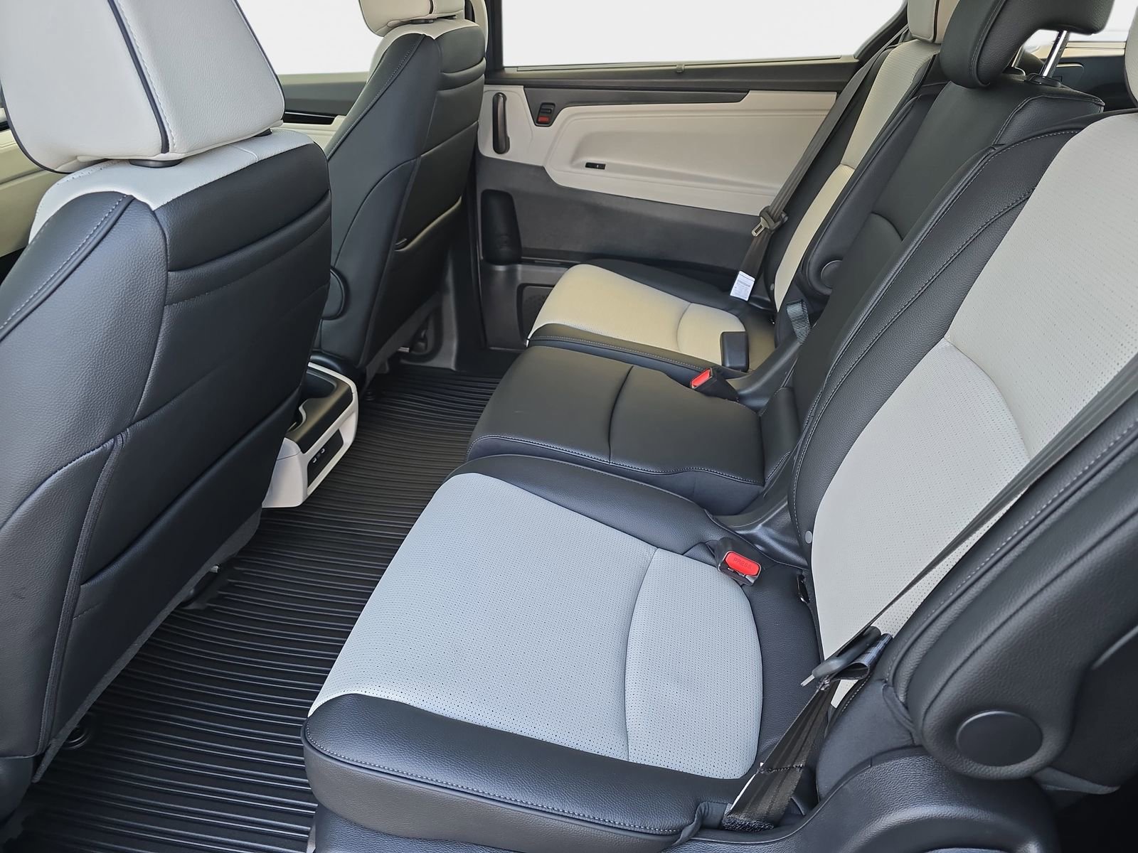 New 2026 Honda Odyssey Elite image 15