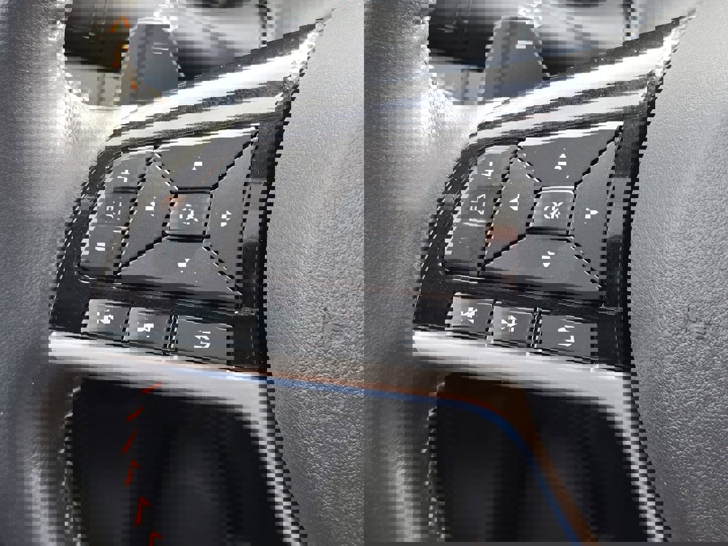 Used 2023 Nissan Altima 2.0 SR image 14