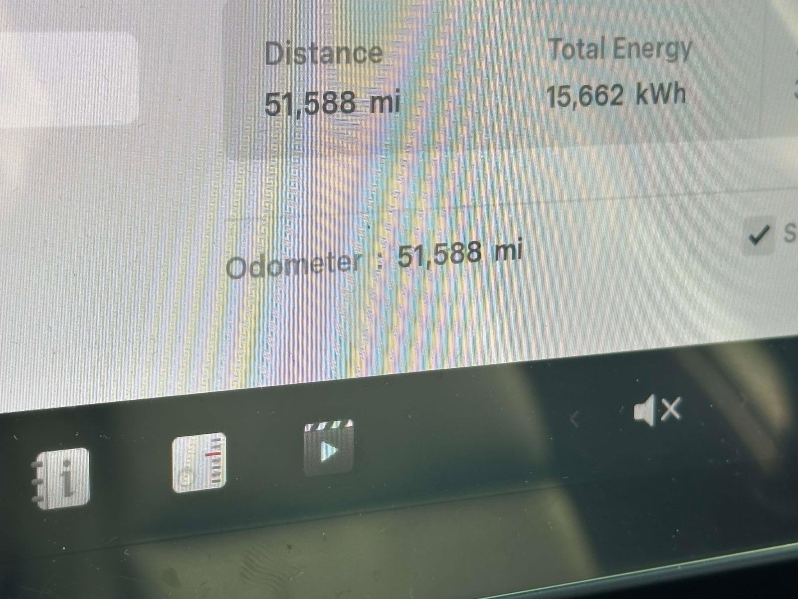 Used 2022 Tesla Model Y Long Range AWD/4WD image 35