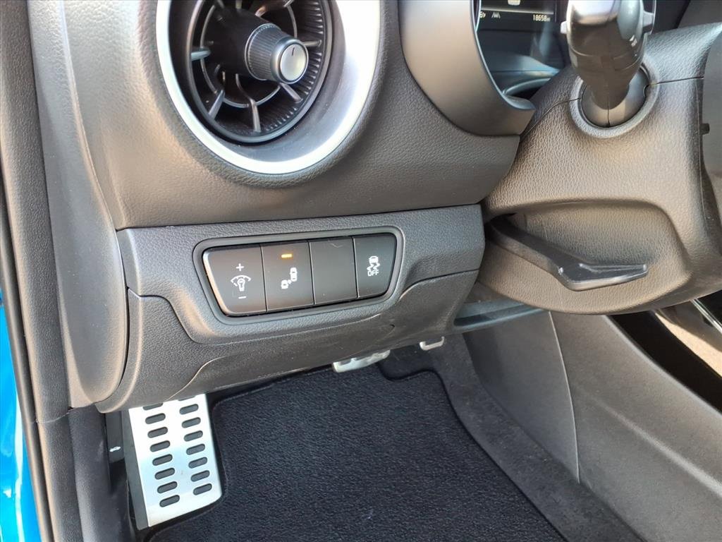 Used 2023 Kia Forte GT-Line image 18