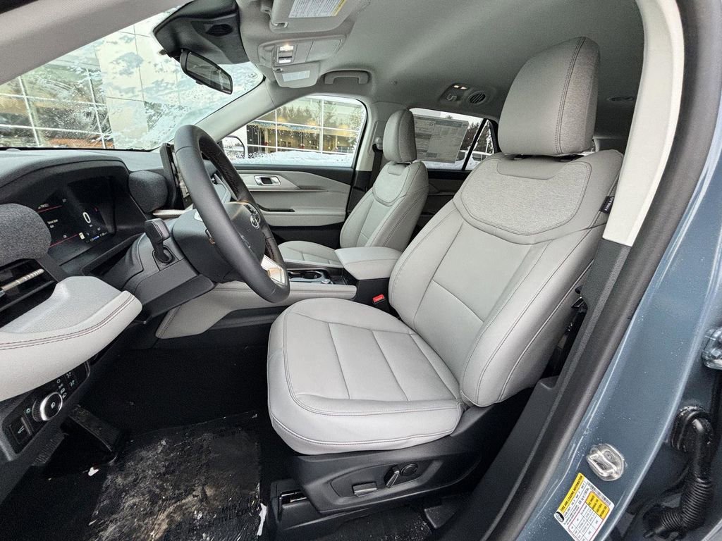 New 2026 Ford Explorer Active w/ Active Comfort Package image 11