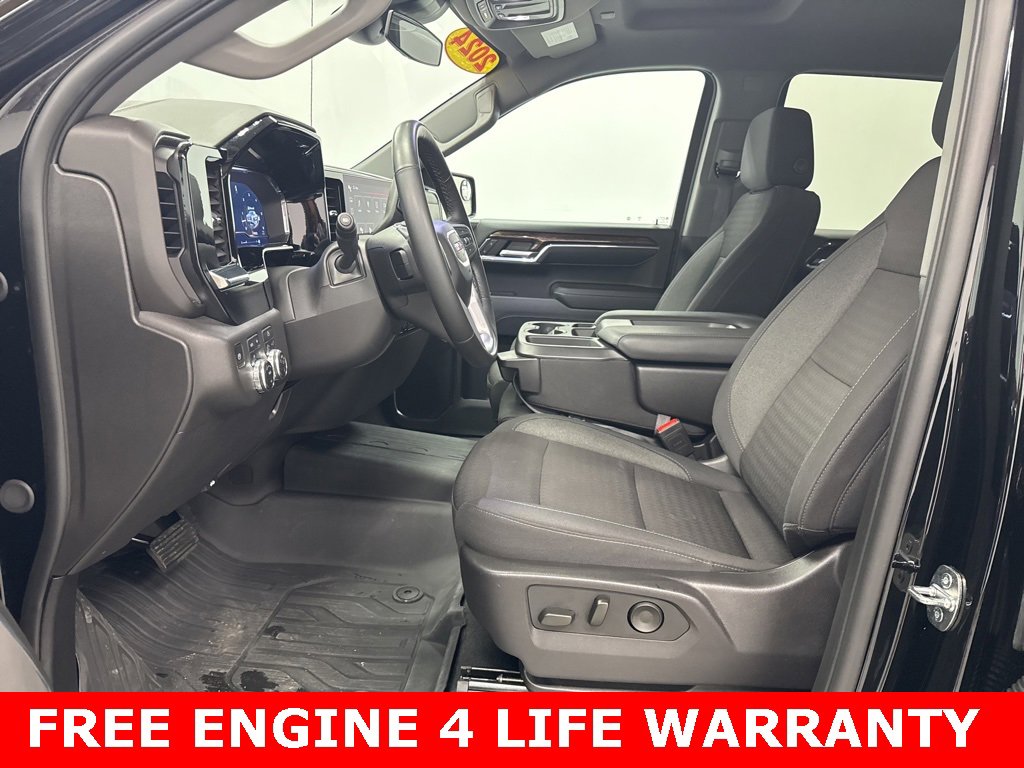 Used 2024 GMC Sierra 1500 Elevation w/ LPO, Elevation Black Package image 9