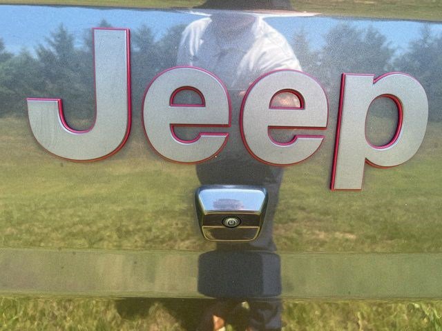 Used 2020 Jeep Gladiator Rubicon AWD/4WD image 22