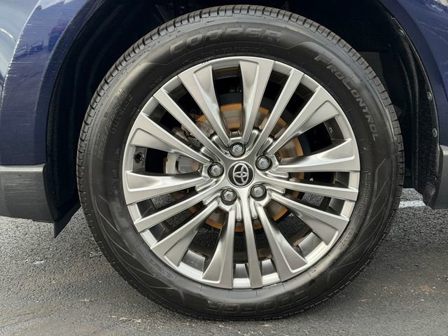 Certified 2021 Toyota Venza Limited w/ Advanced Technology Package image 11