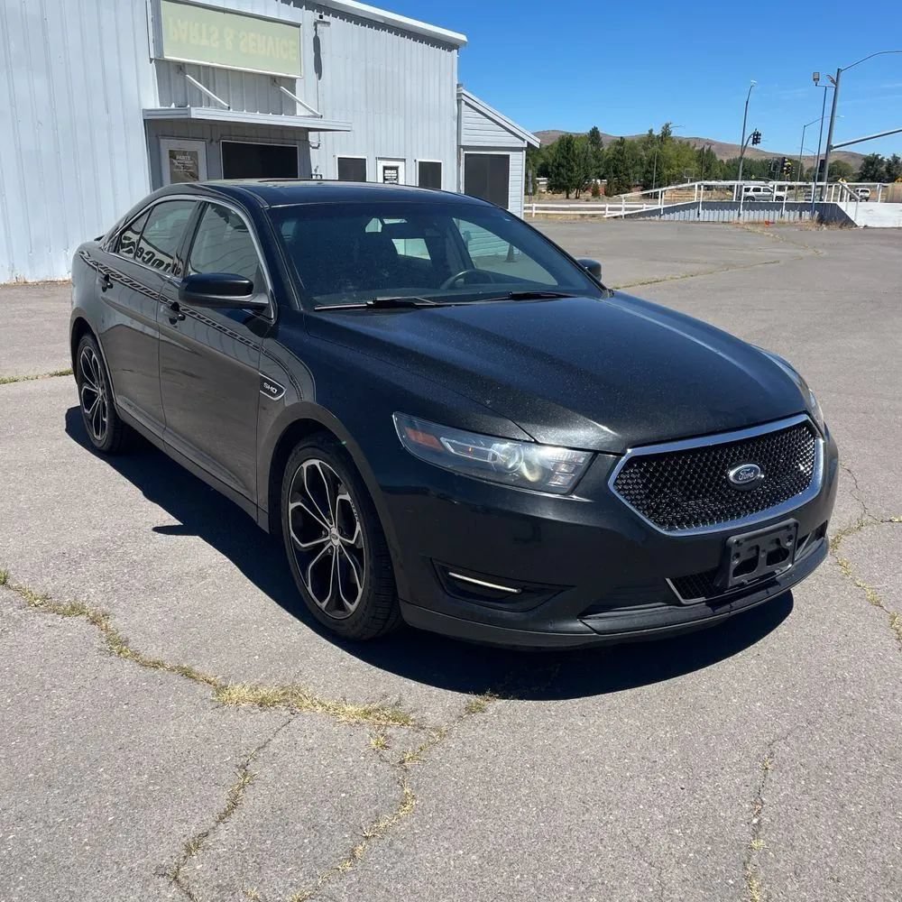 Used 2015 Ford Taurus SHO w/ Equipment Group 401A AWD/4WD image 12
