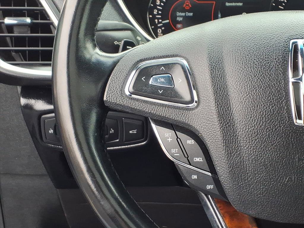 Used 2018 Lincoln MKX Reserve w/ Lincoln MKX Climate Package image 17