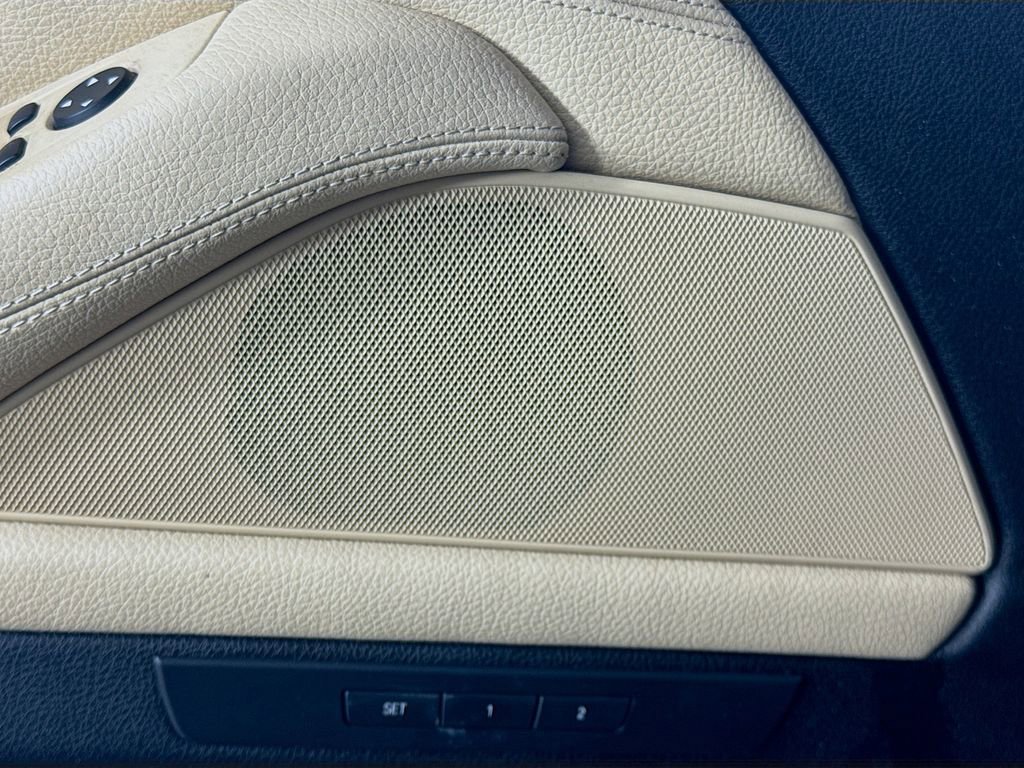 Used 2016 BMW 535i Sedan RWD image 19