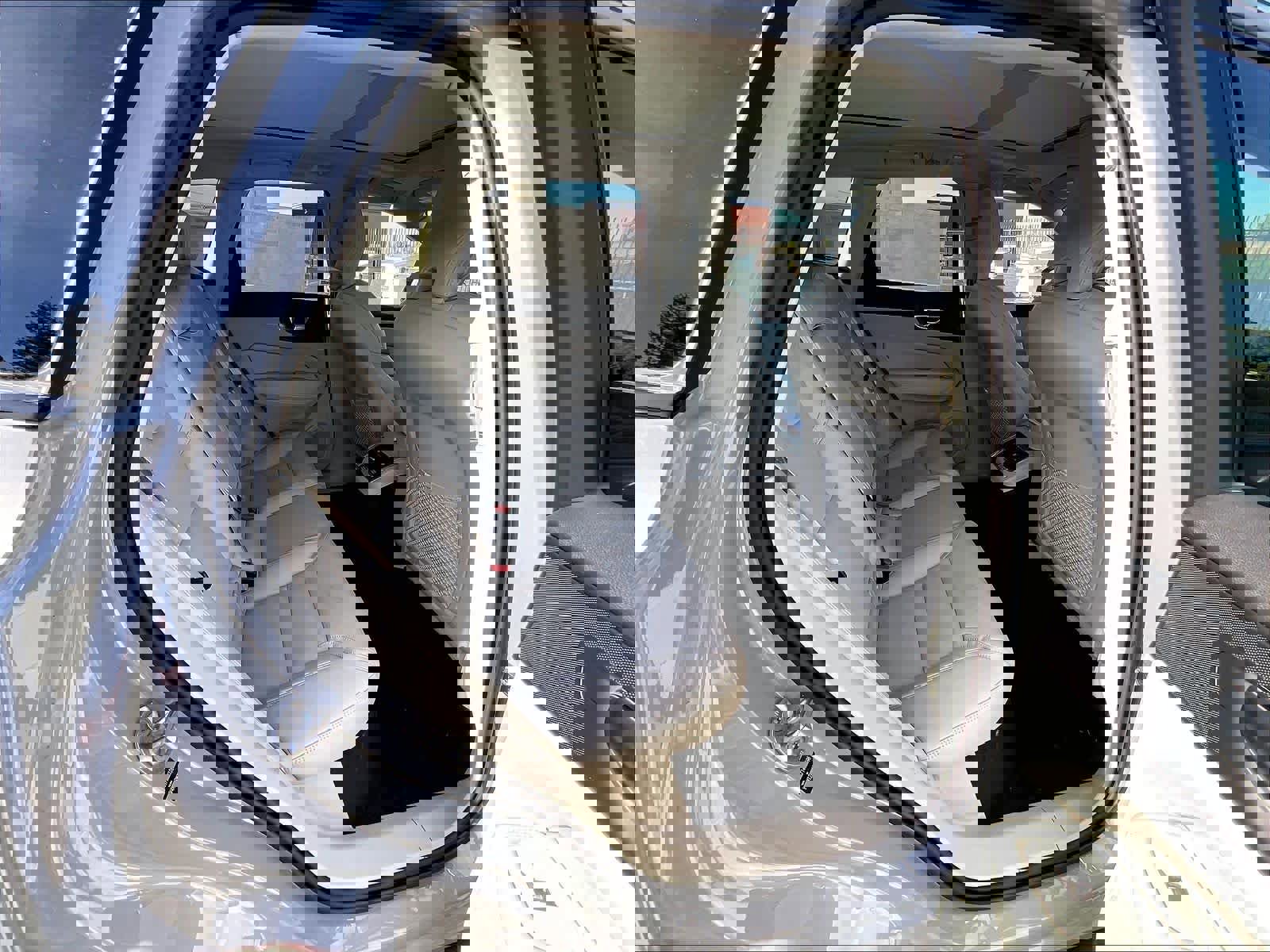 New 2026 Volvo XC60 B5 Ultra w/ Protection Package Premier image 27