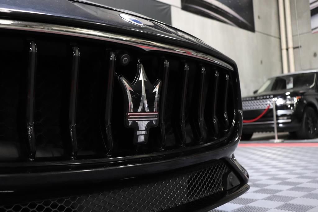 Used 2022 Maserati Quattroporte Modena image 14