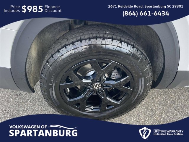 Used 2024 Volkswagen Atlas Peak Edition SEL image 7
