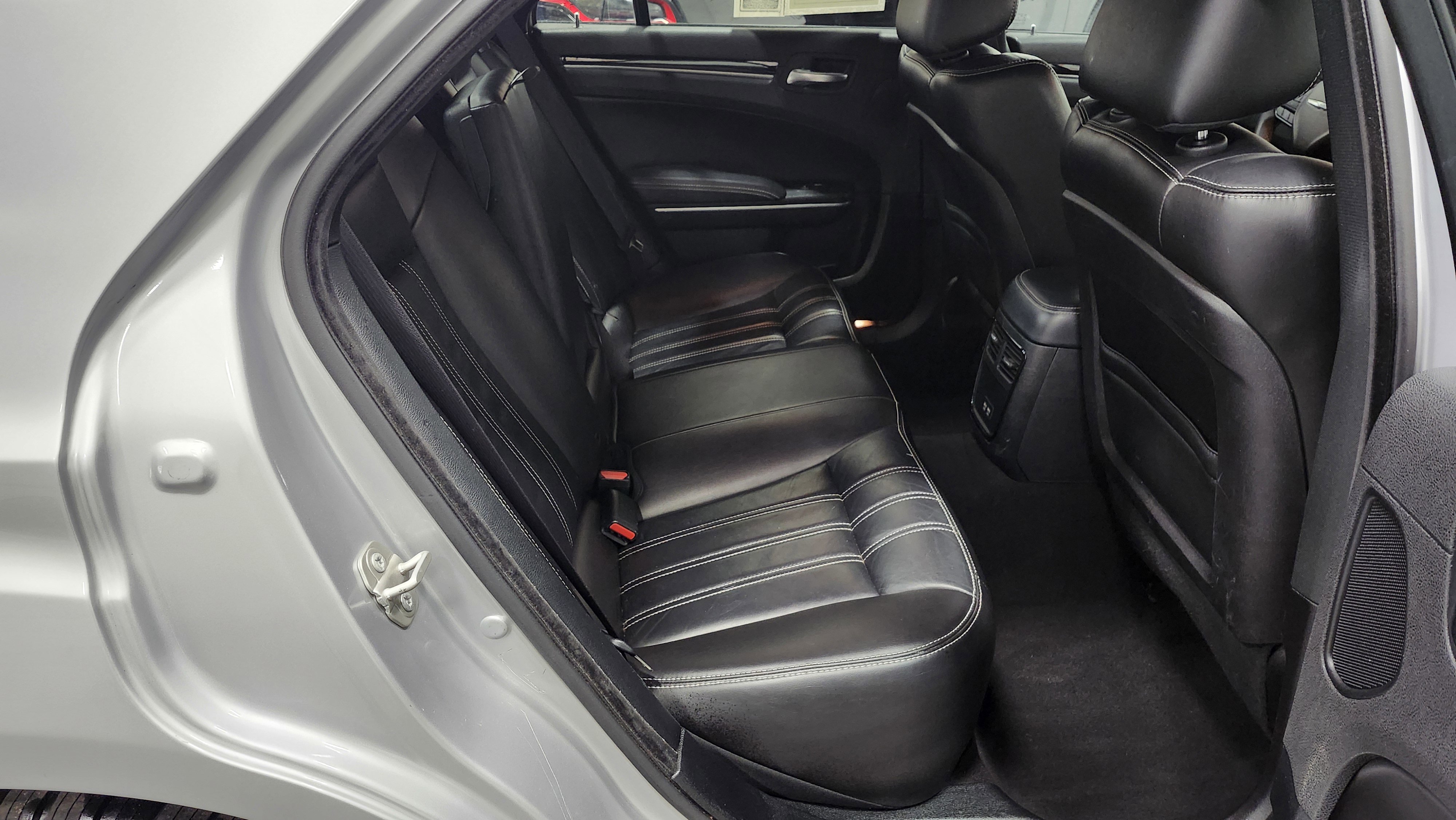 Used 2023 Chrysler 300 S image 20