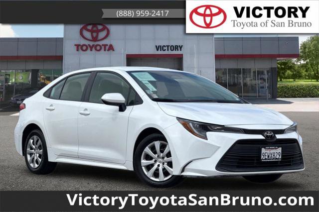 Certified 2023 Toyota Corolla LE image 1
