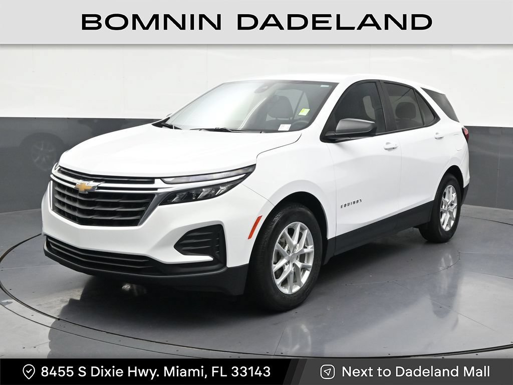 Used 2023 Chevrolet Equinox LS FWD image 1