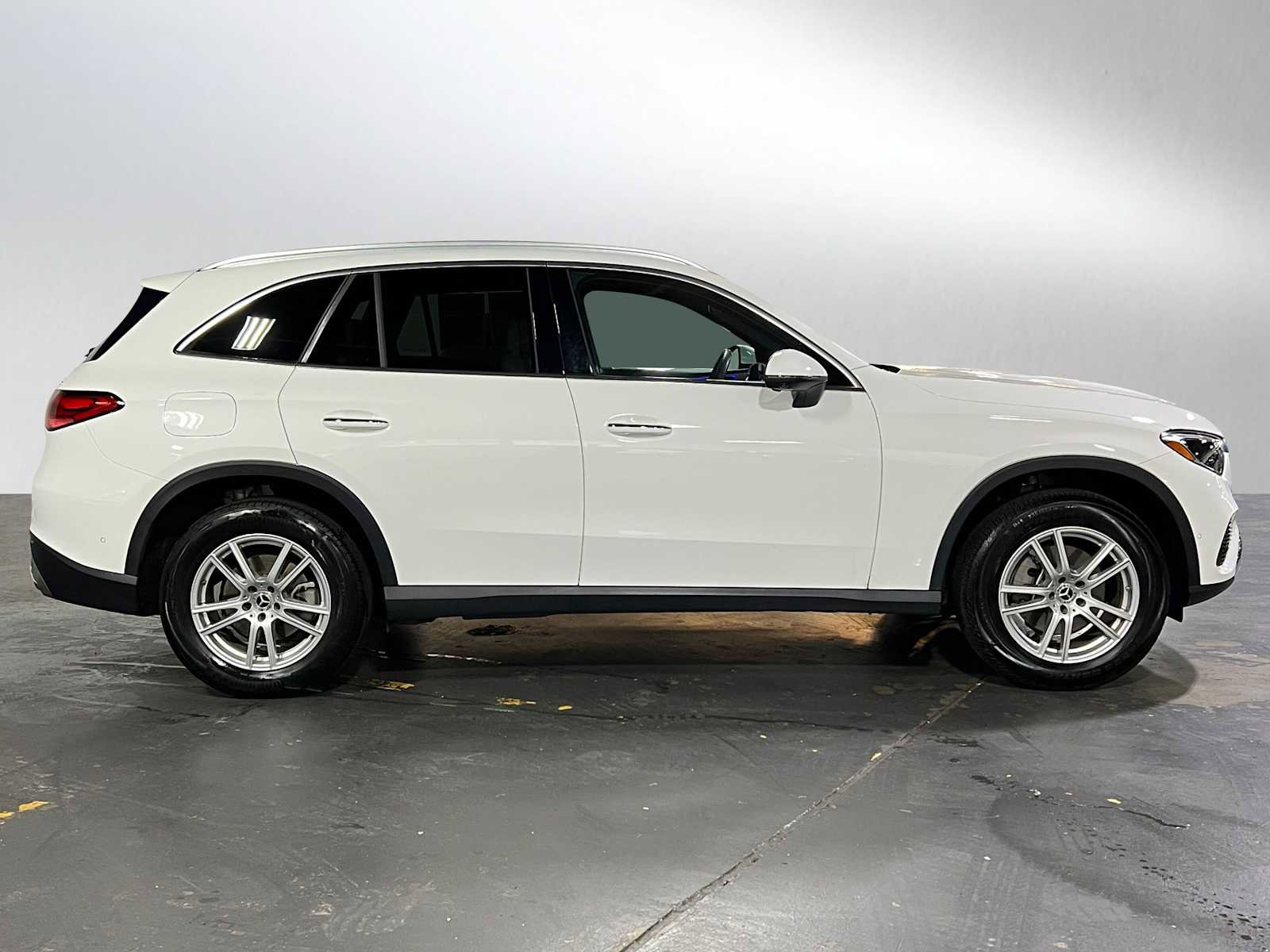 Certified 2023 Mercedes-Benz GLC 300 4MATIC image 2