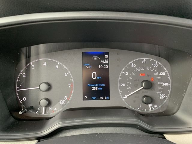 Used 2025 Toyota Corolla Cross L image 20