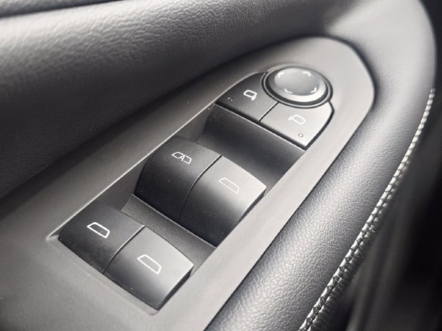 New 2025 Chevrolet Blazer EV LT AWD/4WD image 25