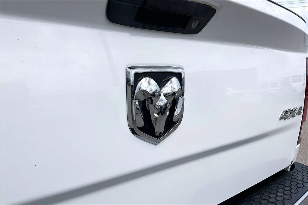 Used 2014 RAM 2500 Tradesman w/ Chrome Appearance Group AWD/4WD image 26