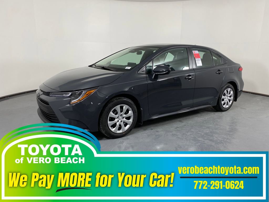 New 2025 Toyota Corolla LE
