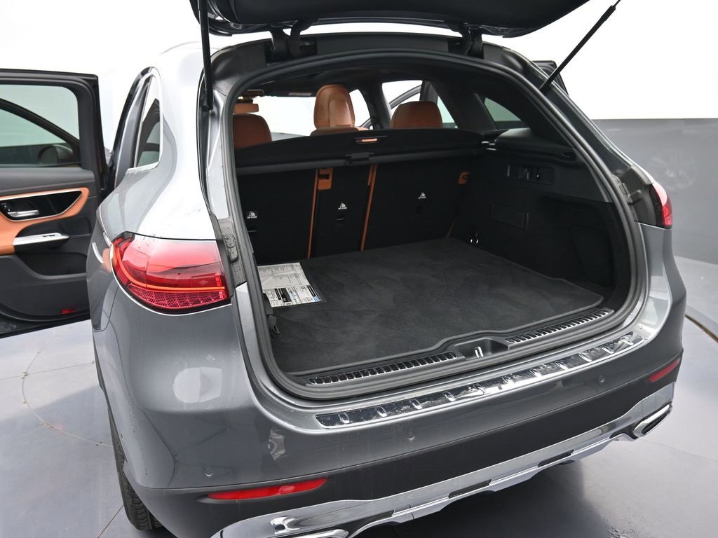 Used 2023 Mercedes-Benz GLC 300 4MATIC image 16
