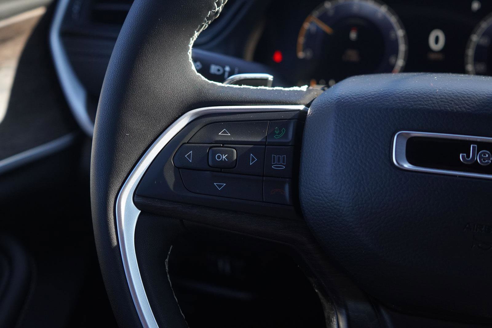 New 2026 Jeep Grand Cherokee Altitude image 15