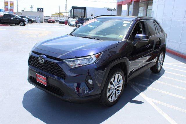 Certified 2020 Toyota RAV4 XLE Premium AWD/4WD image 3