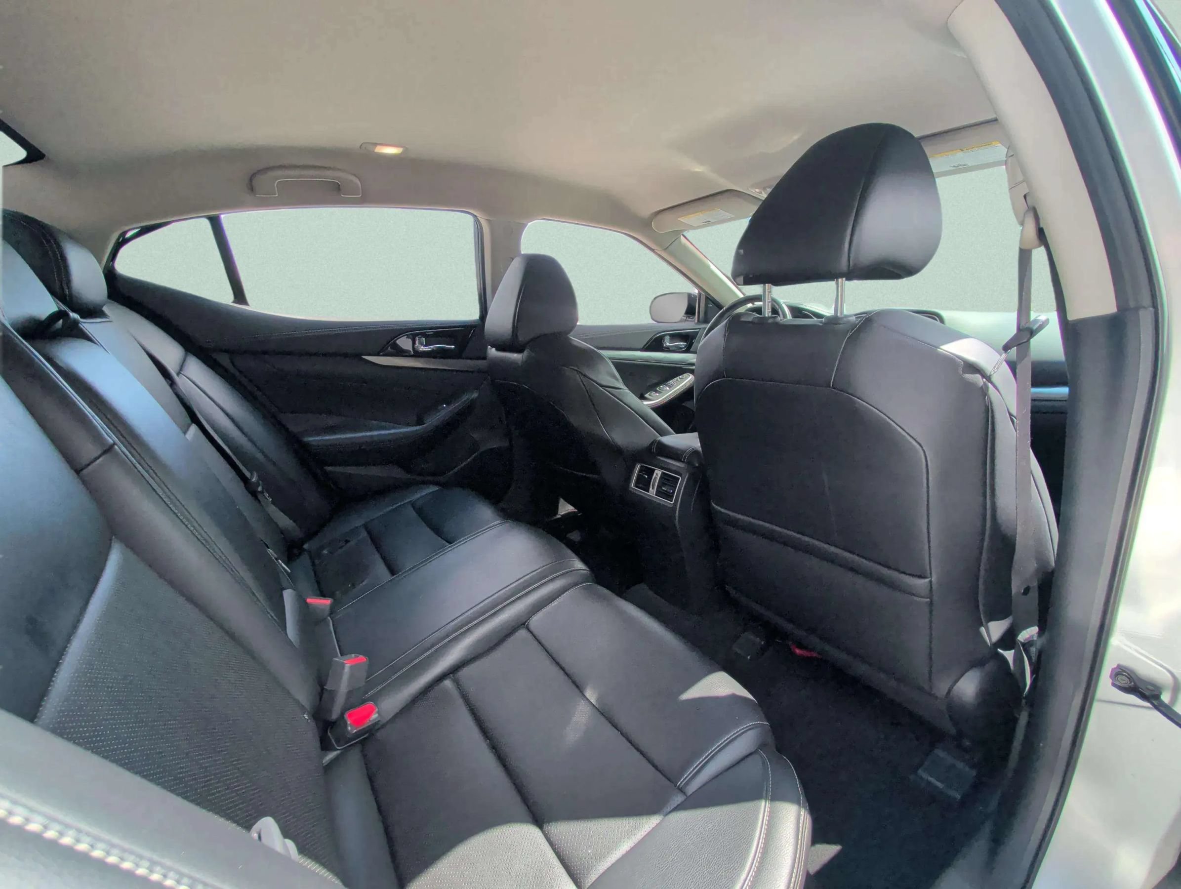Used 2020 Nissan Maxima 3.5 SV w/ Floor Mat Group FWD image 30