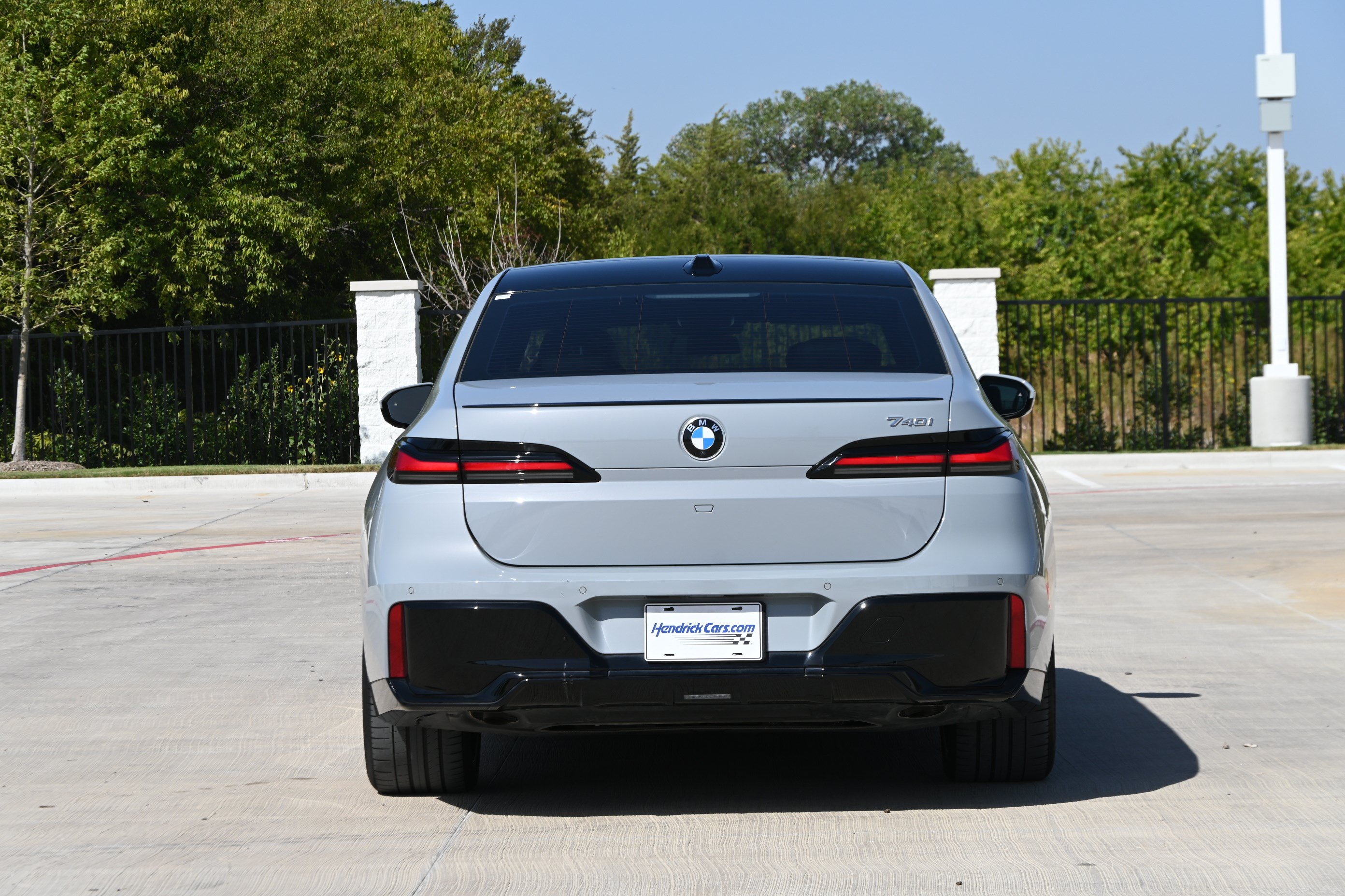 Certified 2024 BMW 740i RWD image 8