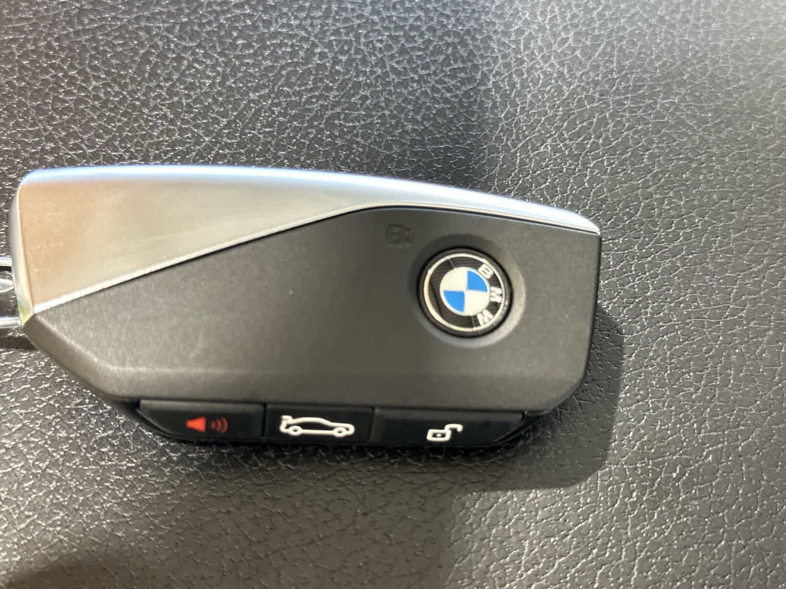 Used 2024 BMW X5 xDrive40i w/ Premium Package AWD/4WD image 32