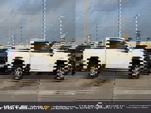 Used 2024 Chevrolet Silverado 2500 LT w/ Convenience Package AWD/4WD image 5