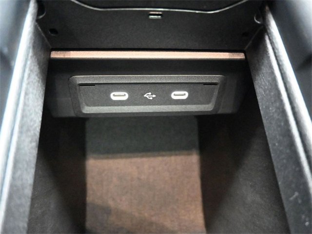 Used 2025 Mercedes-Benz CLA 250 image 4