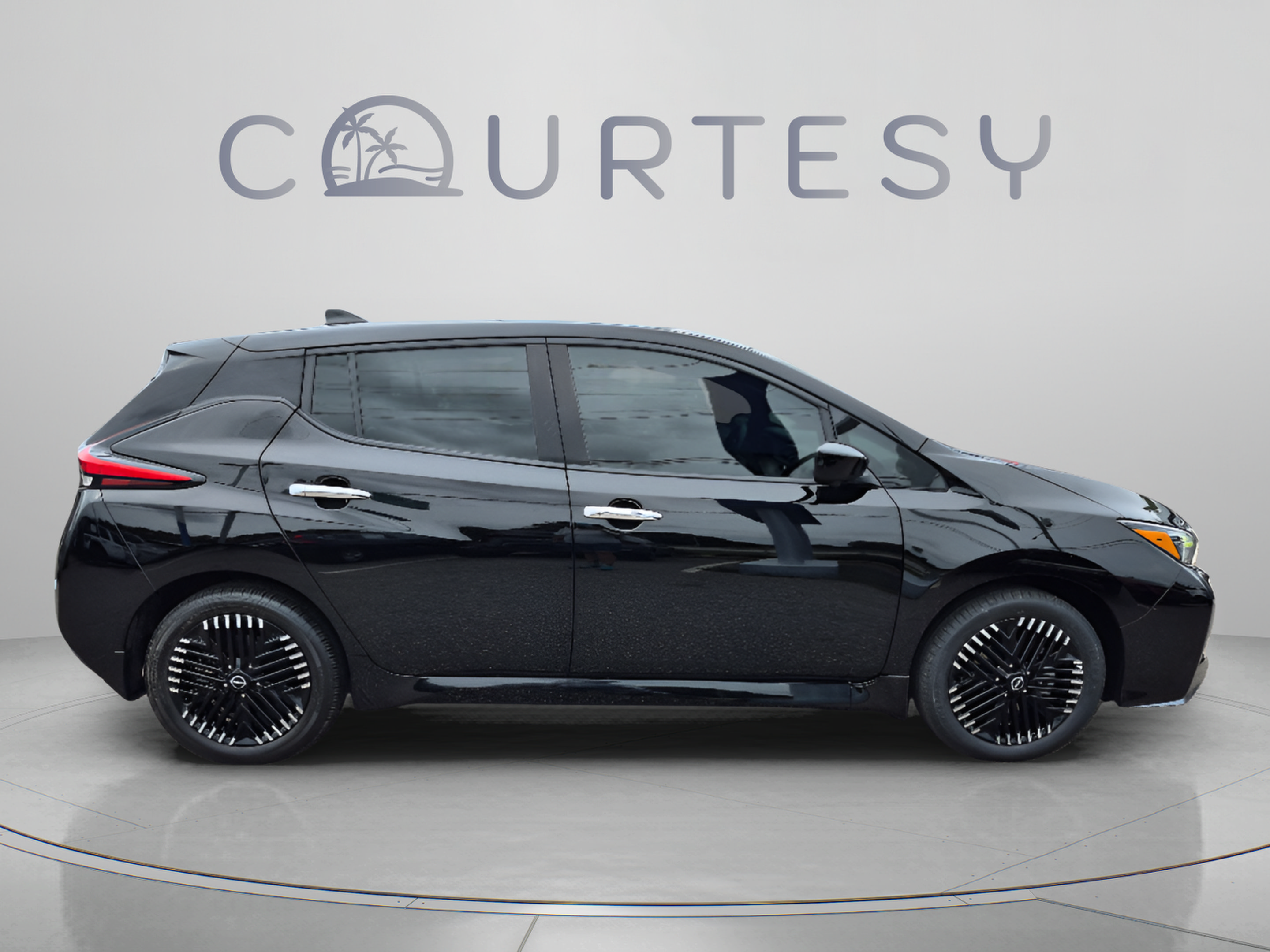 Used 2023 Nissan Leaf SV Plus FWD image 6