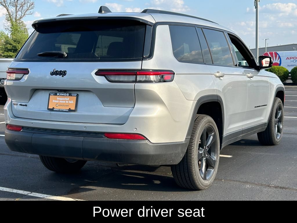 Used 2023 Jeep Grand Cherokee L Laredo AWD/4WD image 8