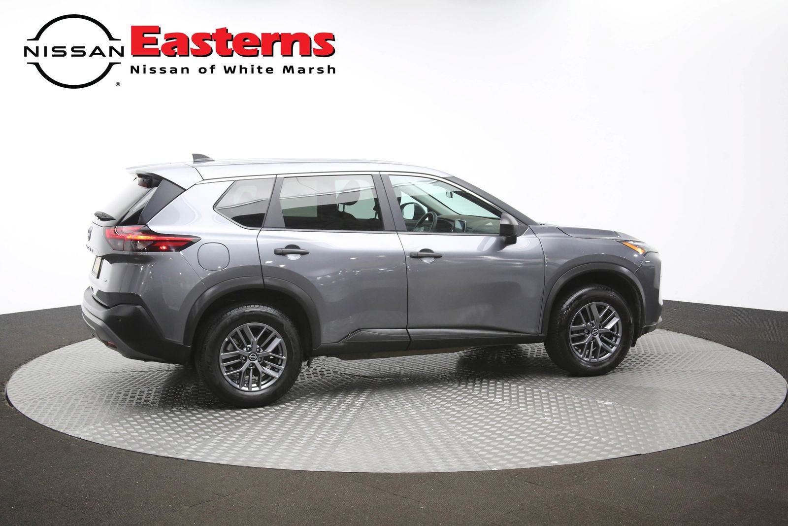 Used 2023 Nissan Rogue S AWD/4WD image 43