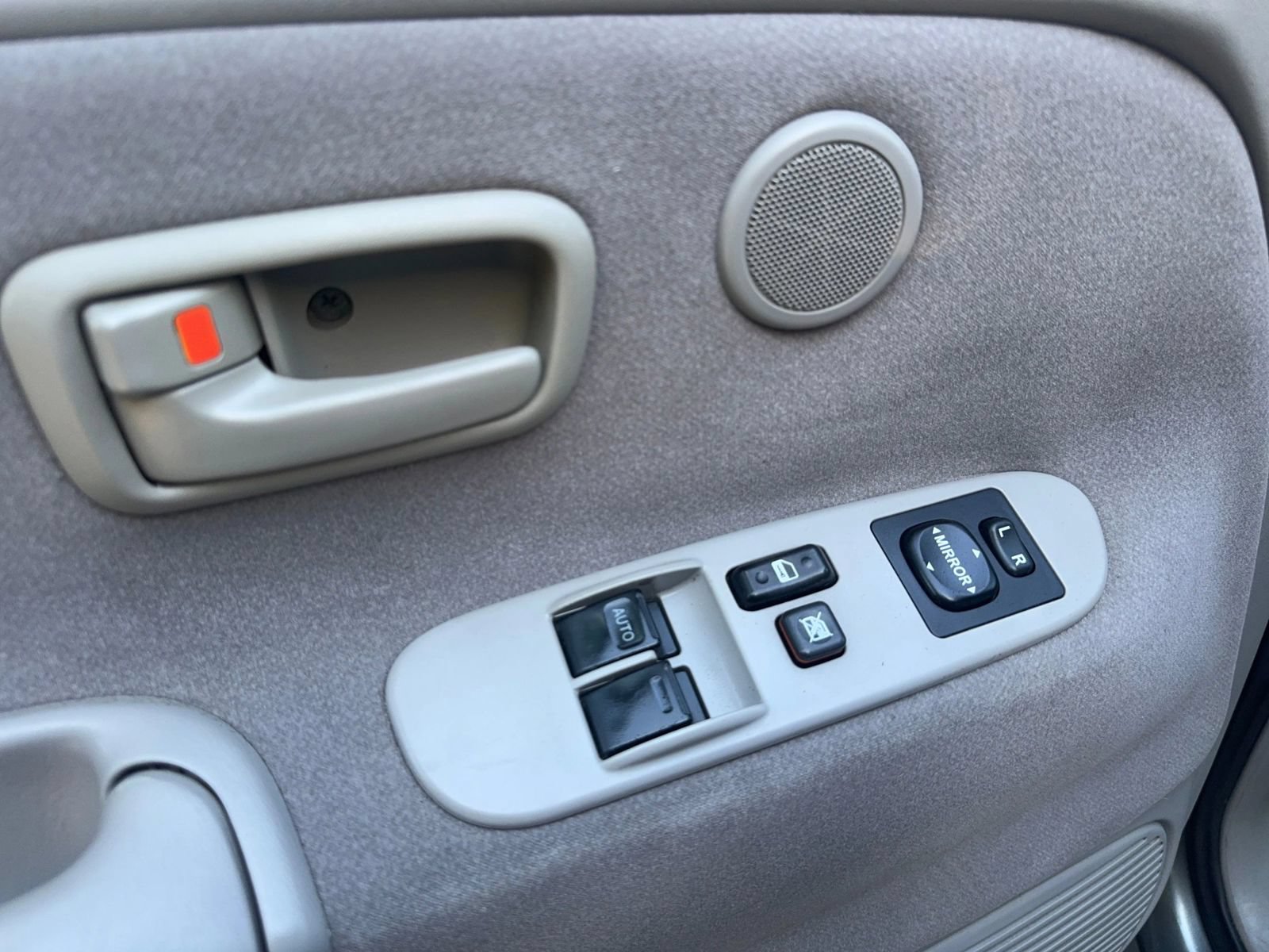 Used 2004 Toyota Tundra SR5 RWD image 16