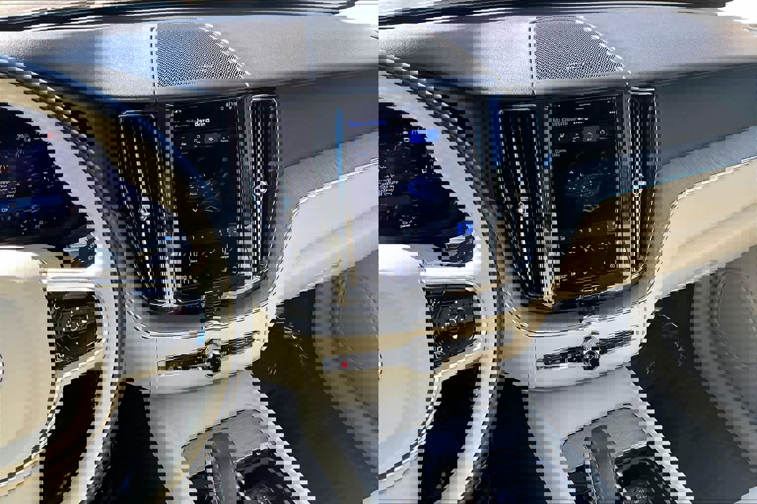 Used 2023 Volvo XC60 T8 Plus w/ Protection Package Premier image 9