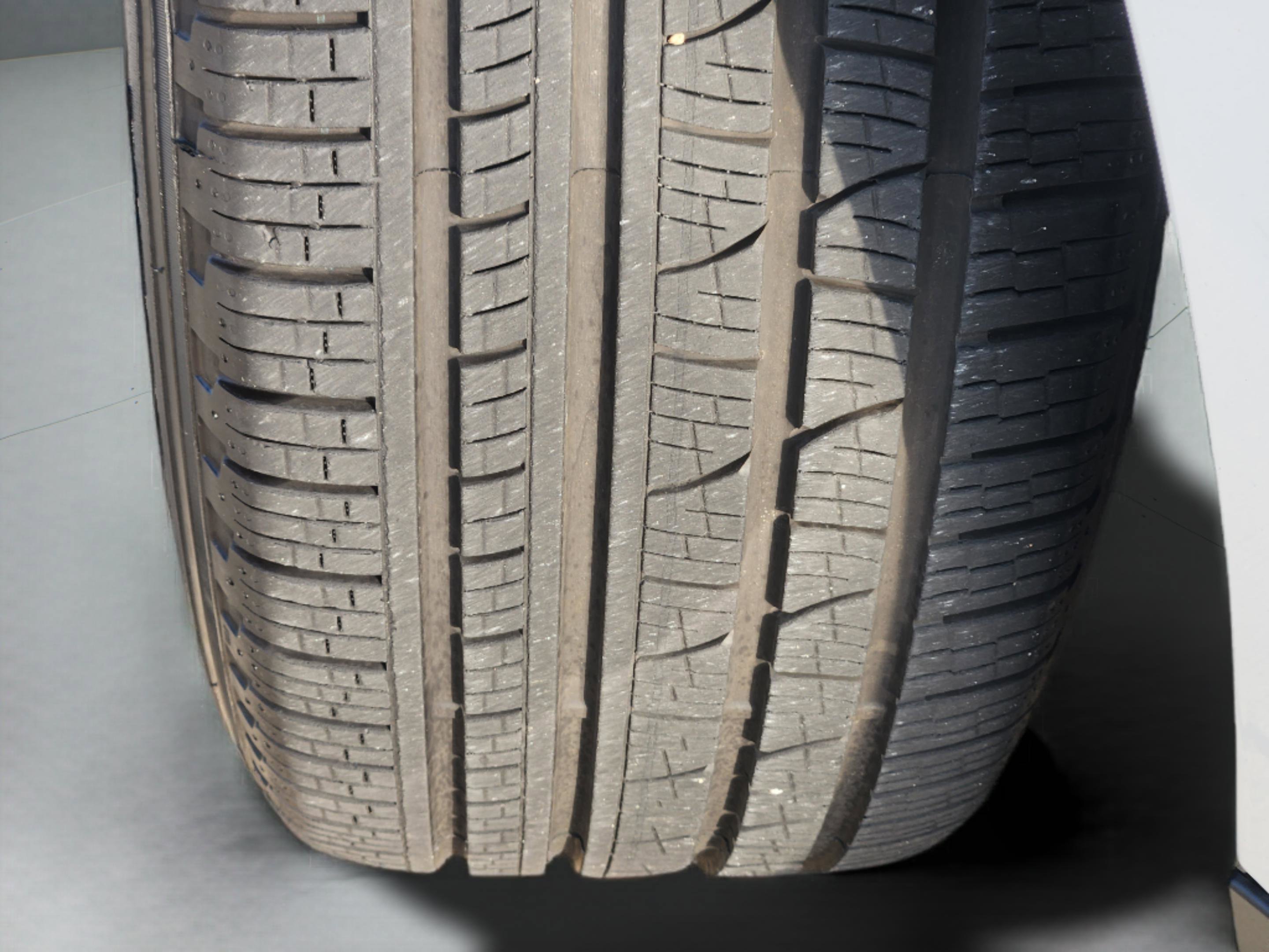 Used 2017 Jaguar F-PACE Prestige image 32