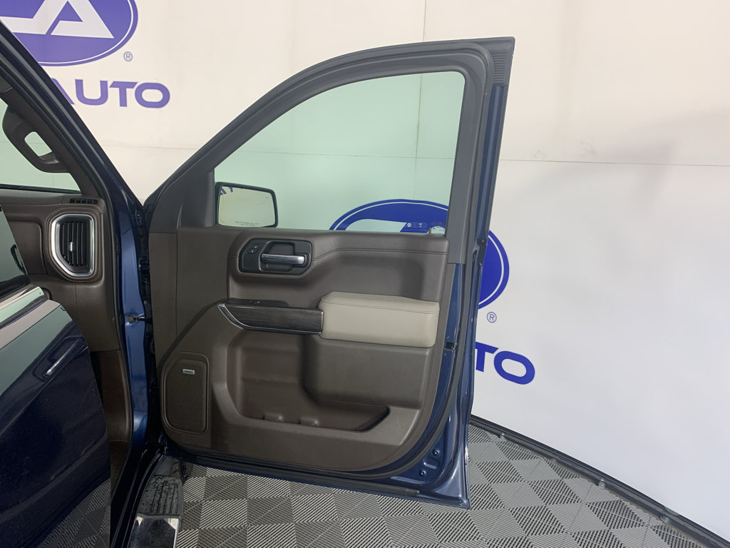 Used 2020 Chevrolet Silverado 1500 LTZ w/ LTZ Premium Package AWD/4WD image 35